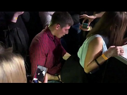 ❤️ Sexe real en una discoteca russa. Noia russa de 18 anys a l'anus i la vagina follada en una discoteca ❤ Porno de qualitat a nosaltres ca.tube-sexer-com.ru ❤